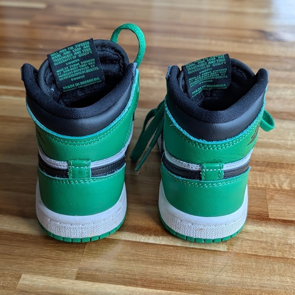 Nike‎ Air Jordan 1 Retro High OG Lucky Green Toddler Sneakers Size 8 Toddler - Picture 6 of 10